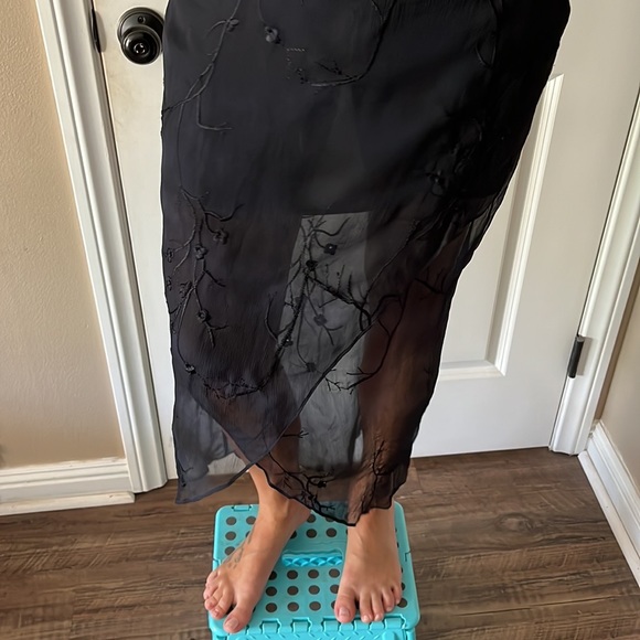 SHE by Sheri Bodell shear midnight blue/black skirt with liner. Size Small - Picture 2 of 5